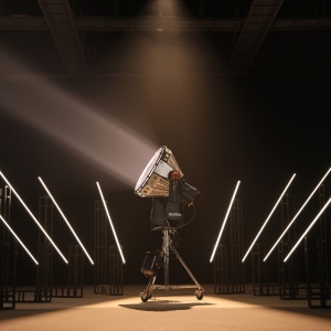 Godox BeamLight Max90, Reflector 5° pentru MG2400Bi & MG1200Bi, cu flight case