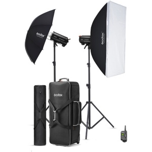 Godox QT400IIIM-D, Kit 3 Blițuri QT400IIIM cu stative, softbox, umbrelă și accesorii