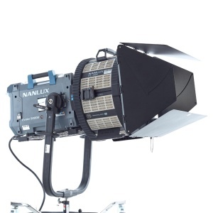  Nanlux FL-45E, Lentila Fresnel Motorizata cu Montura NL pentru Nanlux Evoke 5000B
