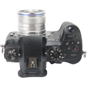 Obiectiv Manual Laowa 7.5mm f2 (Standard)Silver - MFT-Mount