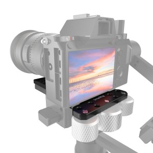 SmallRig 2308 Placă de Montare cu Contragreutate pentru DJI Ronin S SmallRig 2308 Placă de Montare cu Contragreutate pentru DJI Ronin S este concepută pentru a înlocui placa originală Manfrotto cu coadă de rândunică care vine cu Ronin S și vă permite să e