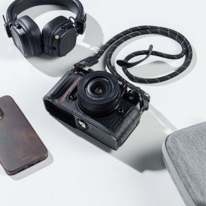 SmallRig 5095, Half Case din piele neagra pentru Nikon ZF