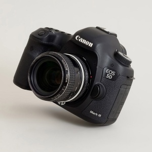 Urth ULMA-F-EF, Adaptor Obiectiv montura Nikon F la camere Canon EF/EF-S