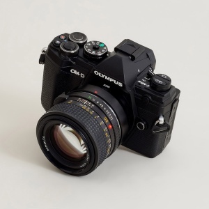 Urth ULMA-MD-M43, Adaptor Obiectiv montura Minolta Rokkor SR  MD  MC la camere Micro Four Thirds (MFT)