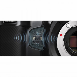 Camera cinematografica profesionala Blackmagic Pocket Cinema Camera 4K cu montura MFT si ecran tactil de 5 inch