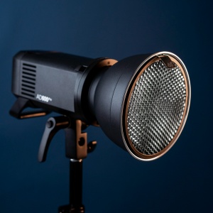 Caruba RB 99, Kit reflector 18 cm cu 4 grid-uri (10°, 20°, 30°, 40°), Montura Bowens