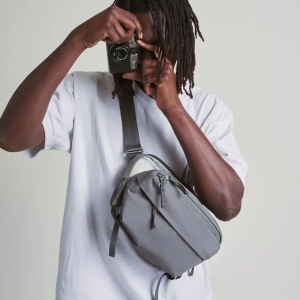 Geanta Sling Moment Switch 4L - Negru