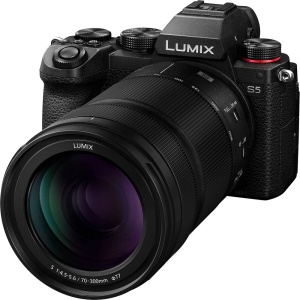 Panasonic Lumix S 70-300mm f/4.5-5.6 MACRO O.I.S., Obiectiv telefoto cu MFT mount