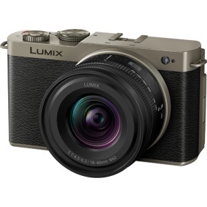 Panasonic Lumix S9 Titanium Black Kit 18-40mm F/4.5-6.3 | Vivomag