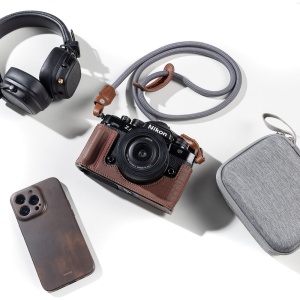 SmallRig 5096, Half Cage din piele maro pentru Nikon ZF