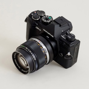 Urth ULMA-OM-M43, Adaptor Obiectiv montura Olympus OM la camere Micro Four Thirds (MFT)