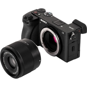 Viltrox AF 35mm f/1.8 E, Obiectiv full-frame APS-C, montura Sony E