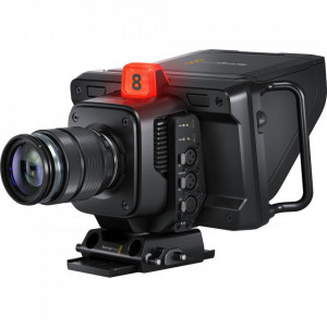 Camera de studio profesionala Blackmagic Studio Camera 4K Pro G2 cu ecran touchscreen de 7 inch si indicator de tally superior