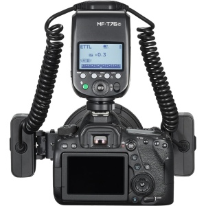 Blit macro twin TTL Godox MF-T76C pentru Canon montat pe aparat foto si lentila