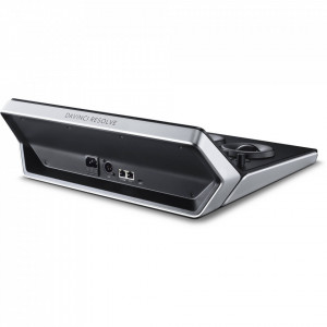 Consolă hardware de colorizare Blackmagic Design DaVinci Resolve Mini Panel cu 3 trackball-uri și două ecrane color de 5 inchi