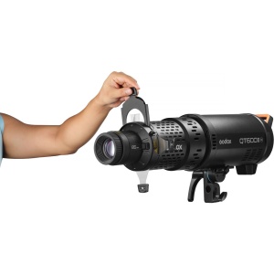 Accesoriu de proiecție optic Godox BFP cu montură Bowens și lentilă de 85mm pentru blitzuri de studio