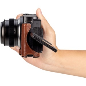 SmallRig 4703, Husa Half-Case din Piele maro