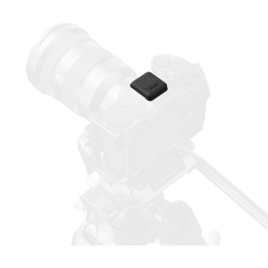 SmallRig 6247 capac hot shoe pentru camere Sony montat pe aparat