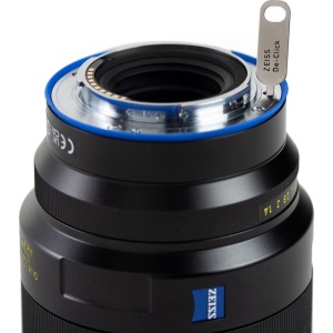 ZEISS Otus 50mm f1.4, Obiectiv full-frame cu Nikon Z-mount