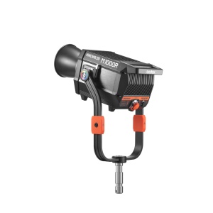 Kit K1 Godox M1000R, Lampa LED RGB, 1000W, IP54 cu geanta de transport