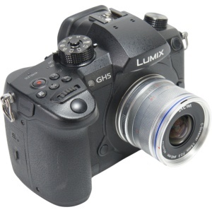 Obiectiv Manual Laowa 7.5mm f2 (Standard)Silver - MFT-Mount