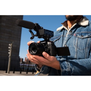 Panasonic Lumix GH7, Cameră Mirrorless, Micro Four Thirds, 25.2MP, 5.7K