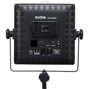 Kit de iluminat continuu Godox LED1000 Daylight Duo Panel cu 2 panouri LED 5600K, voleți direcționali și geantă de transport.