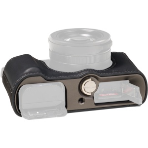 Husa din piele neagra tip half case SmallRig 5698 pentru camera Panasonic LUMIX L10 montata pe aparat cu acces la baterie