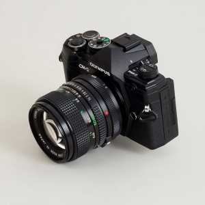 Urth ULMA-FD-M43, Adaptor Obiectiv montura Canon FD la camere Micro Four Thirds (MFT)