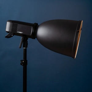 Caruba DRB 99 Focus, Reflector cu 2 grid-uri (15° si 30°), Montura Bowens