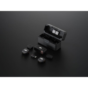 DJI Mic 3, Sistem microfon wireless 2 persoane, USB-C, cu carcasa de incarcare
