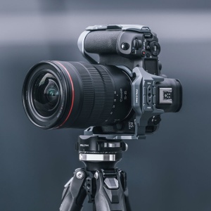 Falcam C00B4802, F223850, Cage Quick Release pentru Canon EOS R5 Mark II