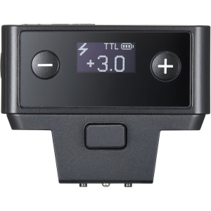 Blitz mini TTL Godox iT20 iFlash montat pe patina hot-shoe a aparatului foto