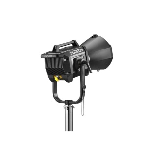 Godox Knowled MG1200Bi Kit Lampă LED Bi-Color cu 4 reflectoare și Hard Case