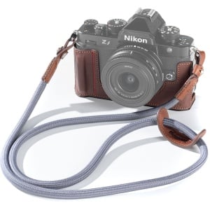 SmallRig 5096, Half Case din piele maro pentru Nikon ZF