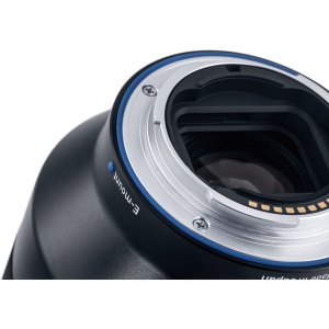 Obiectiv ZEISS Batis 135mm f2.8, full-frame, montura Sony E