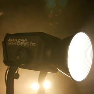 Aputure LS 600x Pro - Lampa LED Bi-Color, 2700-6500K, cu troler