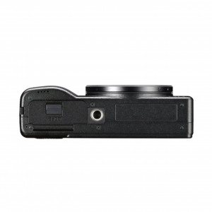 Ricoh GR III camera compactă avansată de 24,2 MP