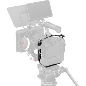 Cusca video SmallRig 6114 montata pe camera Sony cu maner vertical VG-C4EM