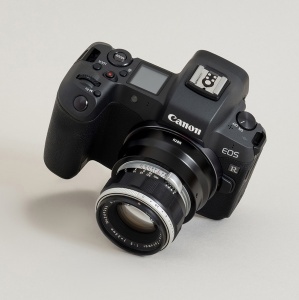 Urth ULMA-M42-R, Adaptor Obiectiv montura M42 la camere Canon RF