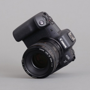 Urth ULMAE-EF-R, Adaptor electronic Obiectiv montura Canon EF/EF-S la camere Canon RF