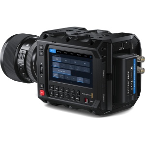Cameră cinematografică profesională Blackmagic Design PYXIS 12K L-Mount cu display LCD de 4 inchi și montură L activă
