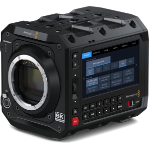 Cameră cinematografică digitală Blackmagic PYXIS 6K EF cu corp customizabil și ecran LCD de 4 inch de înaltă luminozitate