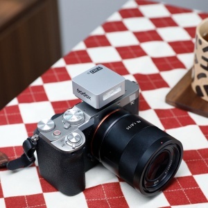 Godox IT20 S Black iFlash TTL, Mini blit negru pentru Sony, Negru