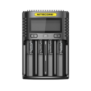 Încărcător acumulatori Nitecore UM4, 4 canale