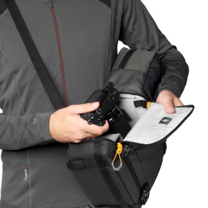 Lowepro Fastpack SL 250 AW III Sling, Geanta foto, 10L