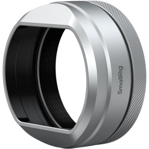 Parasolar argintiu SmallRig 5849 montat pe aparat foto FUJIFILM X100VI
