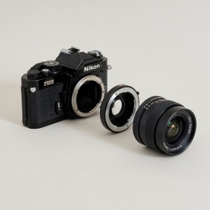Urth ULMA-CY-F, Adaptor Obiectiv montura ContaxYashica la camere Nikon F