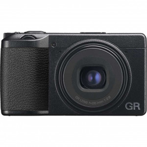 Aparat foto compact Ricoh GR IIIx