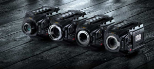 Camera cinematografica digitala profesionala Blackmagic Design URSA Mini Pro 4.6K G2 cu montura EF si ecran LCD tactil de 4 inch rabatabil